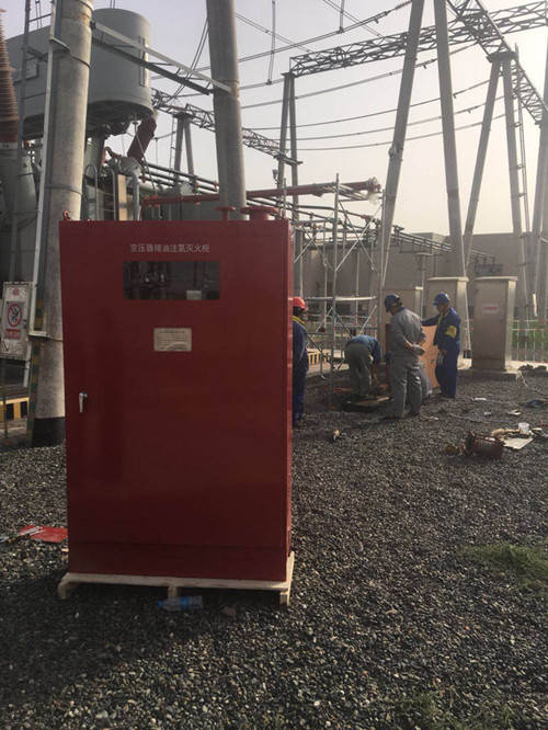 ��ѹ������ע�����װ��JS7000C